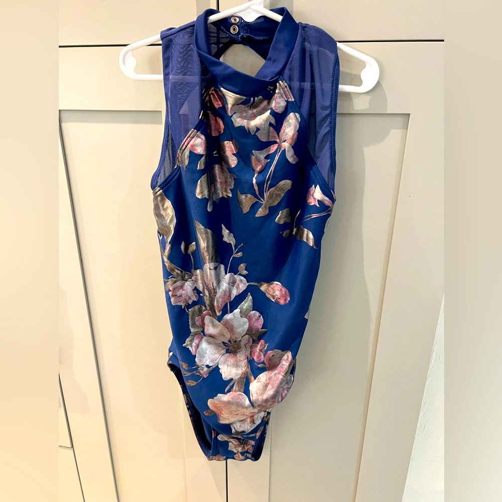 Balera Leo size Large Child